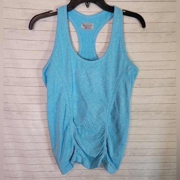 Athleta Fast Track Racerback Tank Top in Light Blue, sz Medium - Picture 2 of 8